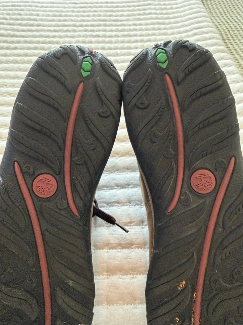 Timberland Women's 7.5 Norwood Mid Waterproof Hiking Boot - Picture 4 of 10